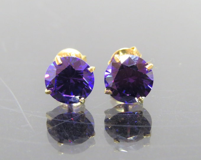Vintage 18K Solid Yellow Gold 4.08ct Round cut Amethyst Stud Earrings 8MM 10MM