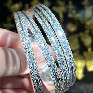 Vintage 18K Solid White Gold 4 Pieces Set Bangle Diamond Cut 54mm.