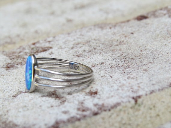 Vintage Sterling Silver Blue Opal Ring. - image 2