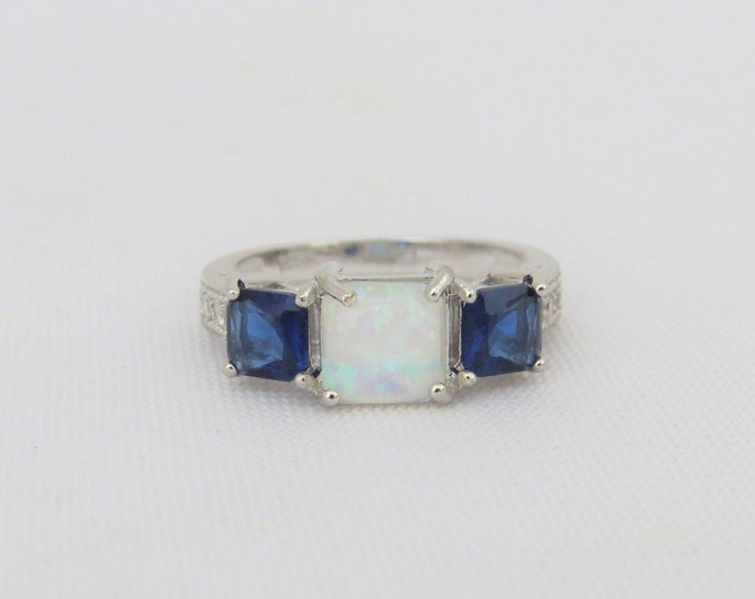 Vintage Sterling Silver Fire Opal & Blue Sapphire Three Stone Ring .