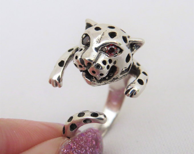 Vintage Sterling Silver Tiger Garnet on Eyes Adjustable Ring