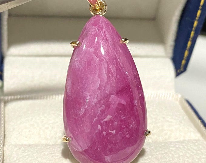 Vintage 14K Solid Yellow Gold 60ctw Natural Pear cut Ruby Pendant.