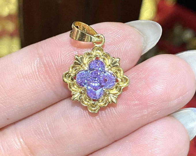 Vintage 15K 610 Solid Gold Pink Purple Sapphire Pendant.
