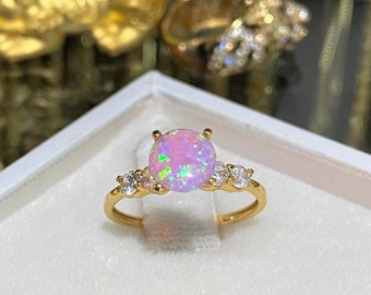 Vintage 18K Solid Yellow Gold Round cut Pink Opal & White Topaz Ring Size 6.5