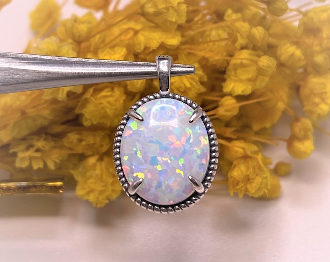Vintage Sterling Silver Oval cut White Opal Pendant.