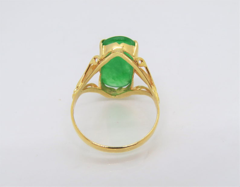 Vintage 18K Solid Yellow Gold Saddle Green Jadeite Jade Ring Size 10.75 image 2