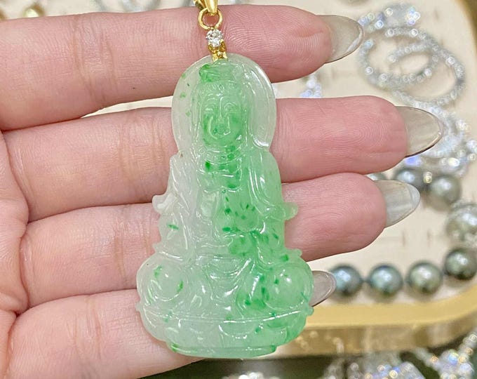 Vintage 14K Yellow Gold Jadeite Jade Kuan Yin Buddha Pendant.