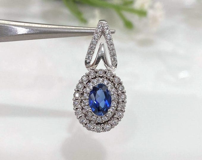 Vintage Sterling Silver Blue Sapphire & White Topaz Pendant.