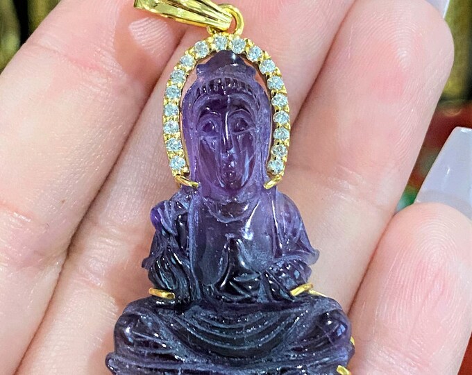 Vintage 18K Solid Yellow Gold Natural Amethyst, White Topaz Quan Yin Buddha Pendant.