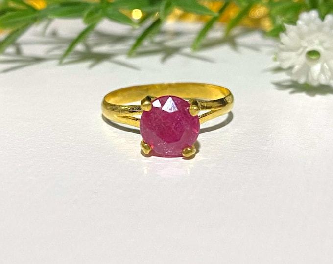 Vintage 24K Gold Natural 1.25ct Round cut Ruby Ring Size 6