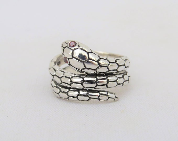 Vintage Sterling Silver Garnet on Eyes Snake Ring Size 7