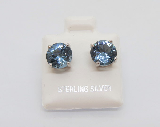 Vintage Sterling Silver Round cut Aquamarine Stud Earrings 8MM