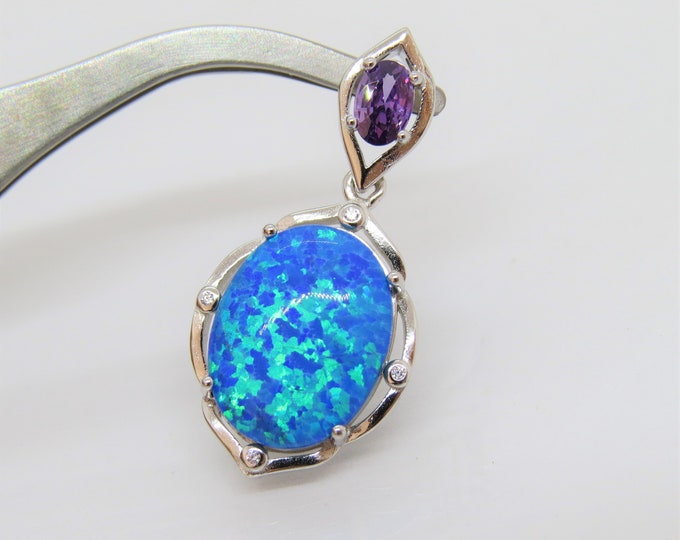 Vintage Sterling Silver Oval cut Blue Opal & Amethyst Pendant