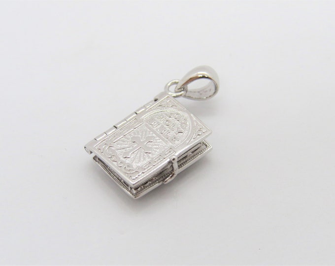 Vintage Sterling Silver Lord's Prayer Holy Bible Open Pages Locket Pendant