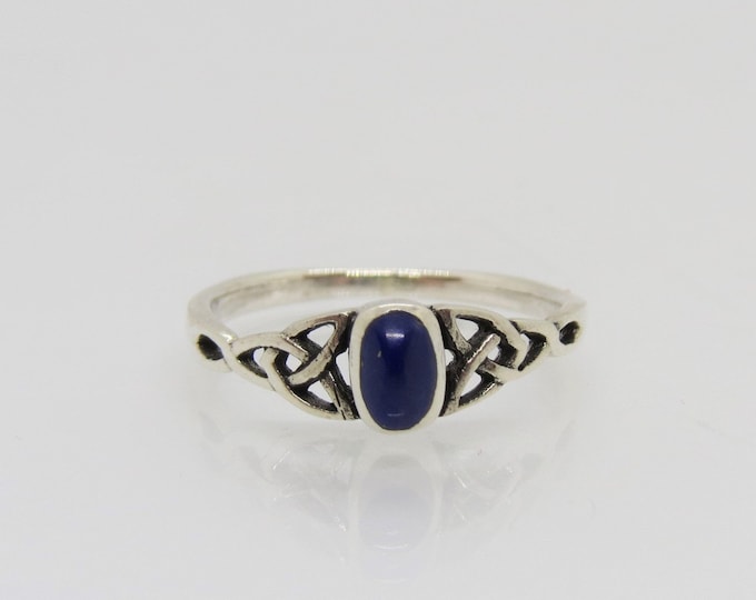 Vintage CELTIC Sterling Silver Lapis Lazuli Ring Size 7