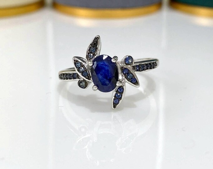 Vintage Sterling Silver Natural Blue Sapphire Ring Size 8