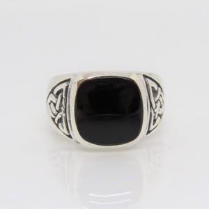 Vintage Sterling Silver Natural Black Onyx CELTIC Men&#39;s Ring Size 9