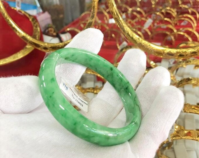Vintage Translucent Natural Green Jadeite Jade Bangle Bracelet 58.2MM