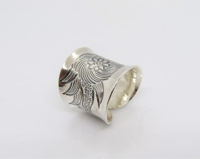 Vintage Sterling Silver Carved Flower Adjustable Ring Size 8