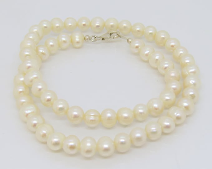 Vintage Sterling Silver White Pearl Beaded Necklace 17''