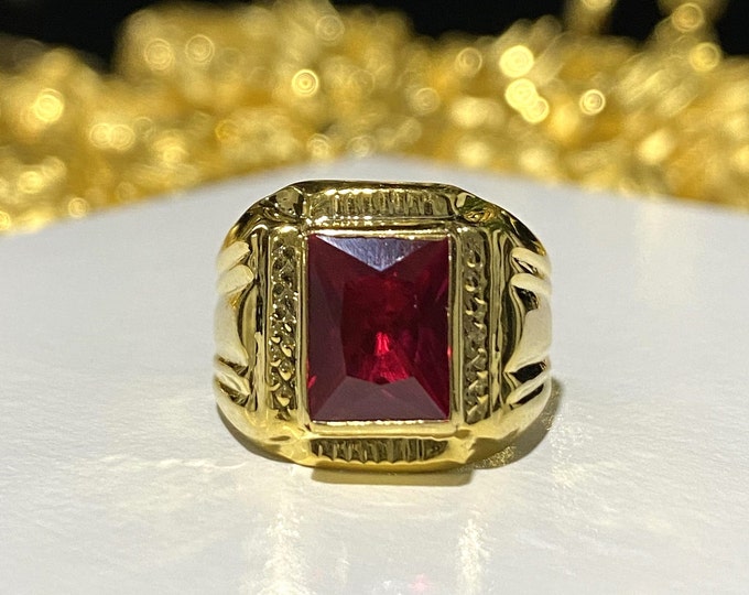 Vintage 15K Yellow Gold Ruby Ring Size 6