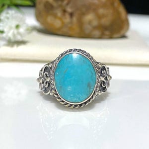Vintage Sterling Silver Turquoise Ring Size 8