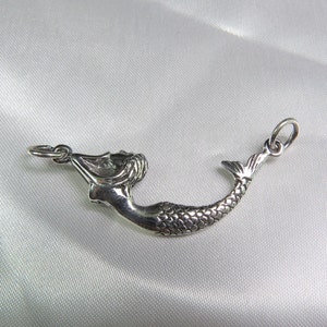 Vintage Sterling Silver Mermaid Pendant.