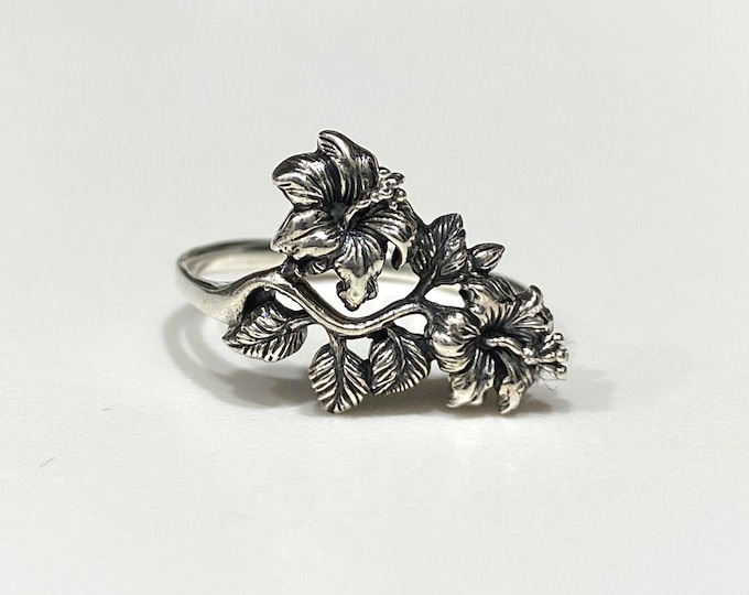 Vintage Sterling Silver Lilies & Leaves Ring Size 9