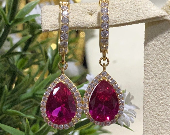 Vintage 15K 610 Solid Yellow Gold Ruby & White Topaz Dangle Drop Earrings.