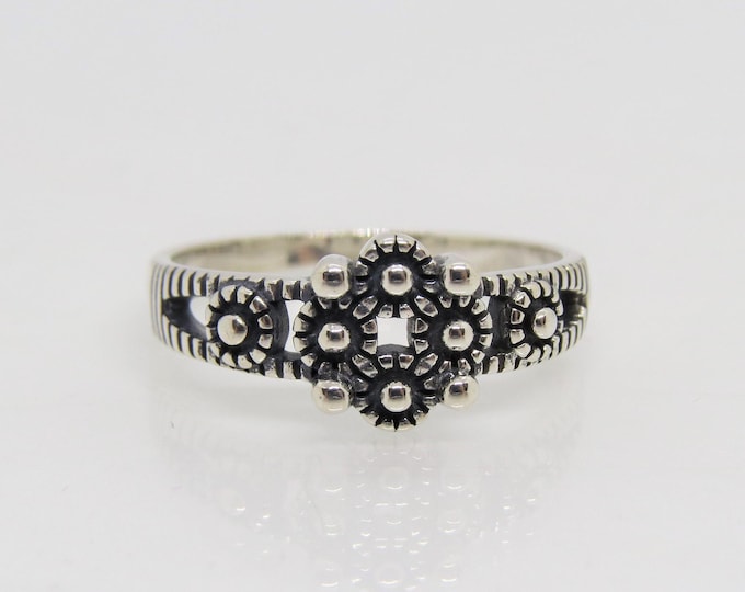 Vintage Sterling Silver Dots Ring Size 7