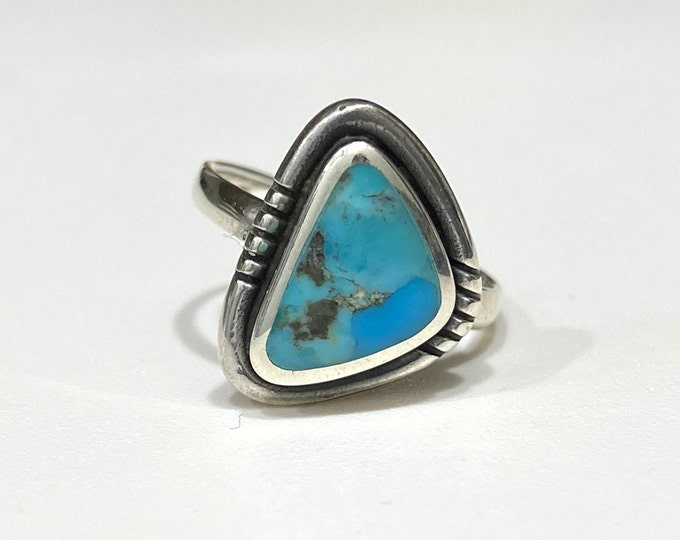 Vintage Sterling Silver Turquoise Ring Size 5.