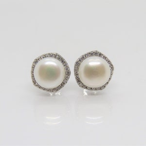 Vintage Sterling Silver Freshwater Pearl & White Topaz Earrings