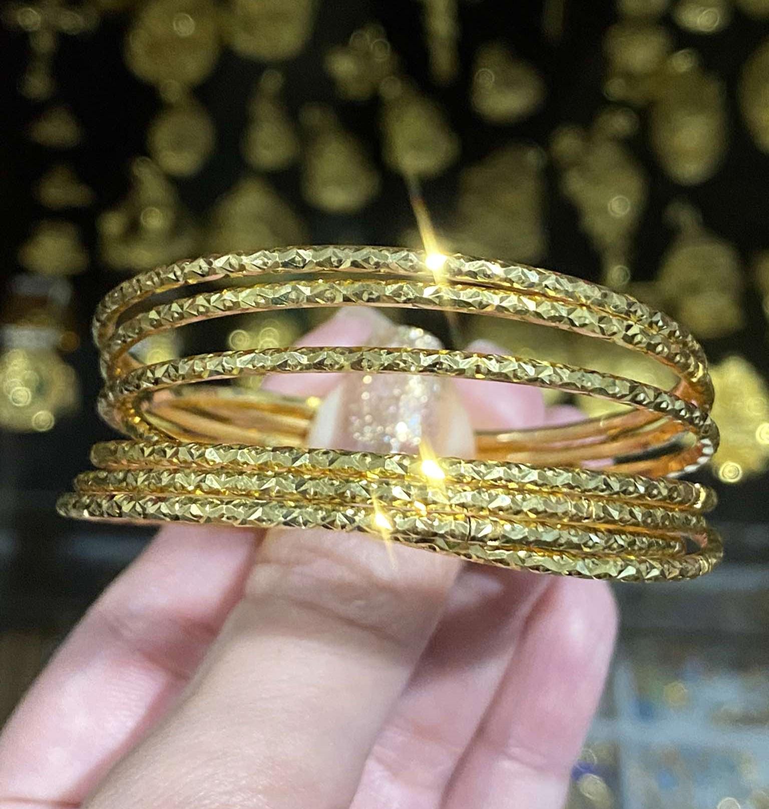 ゆうEXTRA VAGANZA ➖70's Vintage Bangle s-l400.jpg