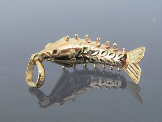 Vintage casted matte gold plated moveable fish charm CS37 35mm x 14mm Qty:4