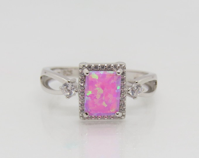 Vintage Sterling Silver Pink Opal & White Topaz Ring Size 9