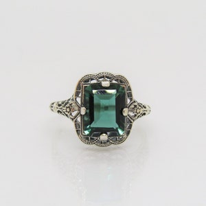 Sterling Silver Emerald Filigree Ring.