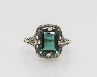 Sterling Silver Emerald Filigree Ring.