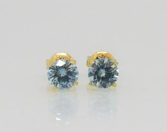 Vintage 18K Solid Yellow Gold 1.70ct Round cut Aquamarine Earrings 6MM 8MM