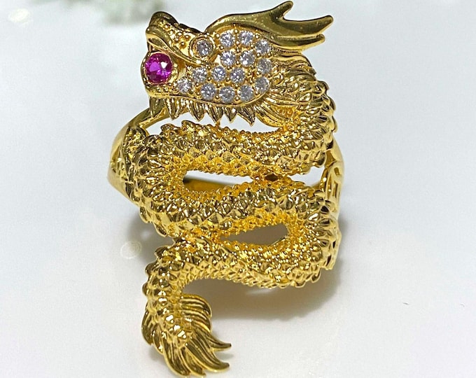 Vintage 15K 610 Solid Yellow Gold White Topaz & Ruby Eye's Dragon Ring Size 7.5
