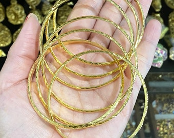 18K Yellow Gold 7 Pieces Set Bangle Diamond Cut. 57mm