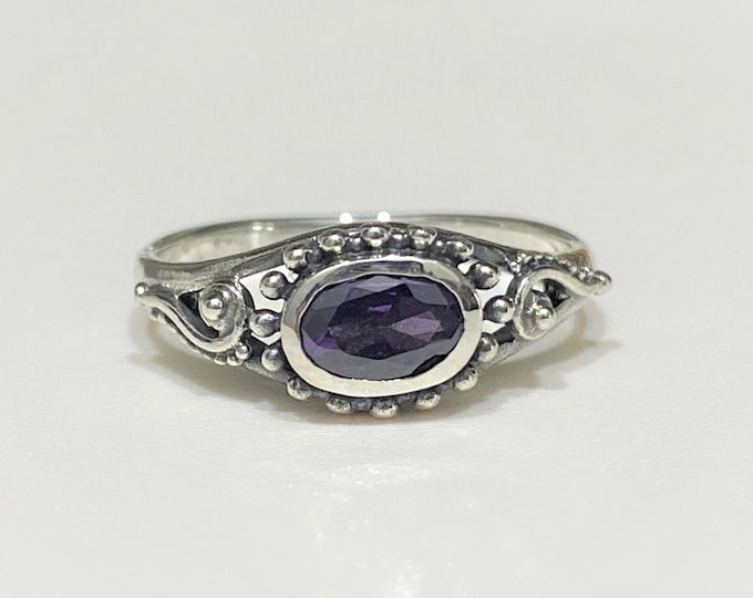 Sterling Silver Amethyst Filigree Ring.