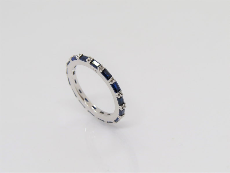 Vintage Sterling Silver Blue Sapphire Wedding Band Ring Size 7
