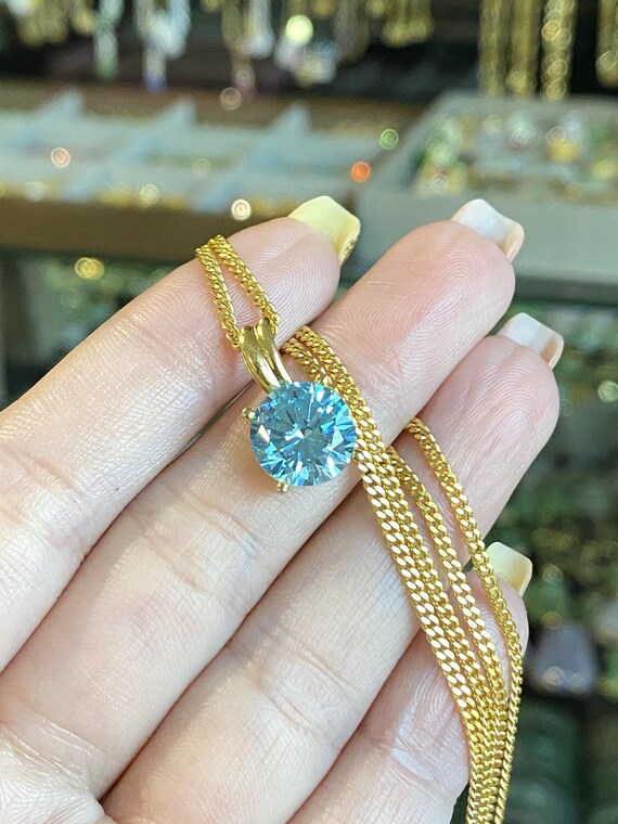 Vintage 18K Solid Gold Round cut Aquamarine Solit… - image 4