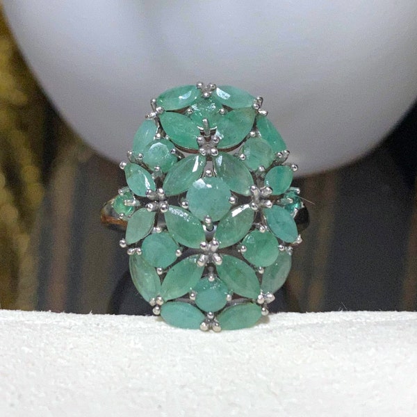Vintage Sterling Silver Natural Emerald Ring Size 7