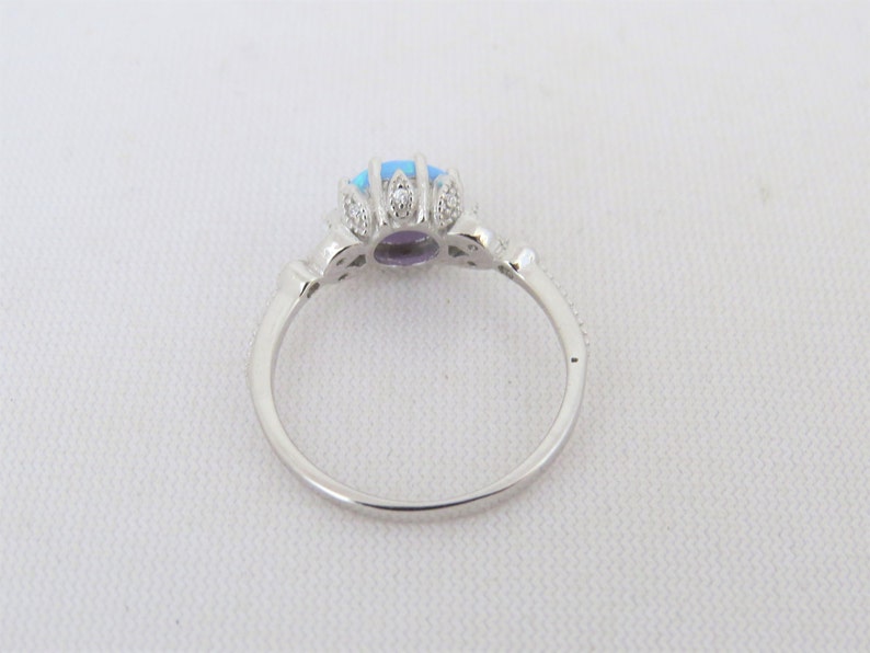 Vintage Sterling Silver Blue Opal /& White Topaz Ring Size 7