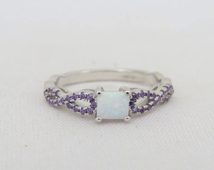 Vintage Sterling Silver White Opal & Amethyst Infinity Ring Size 9