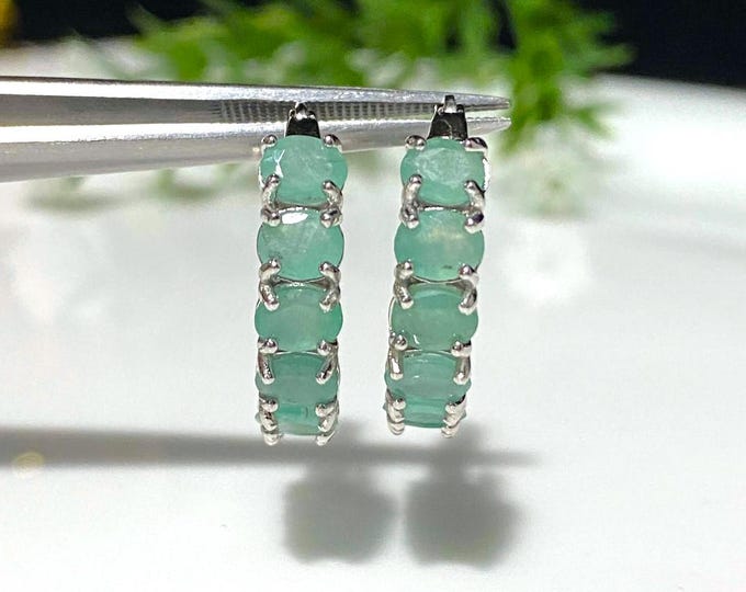 Vintage Sterling Silver Oval cut Natural Emerald Hoops Earrings.