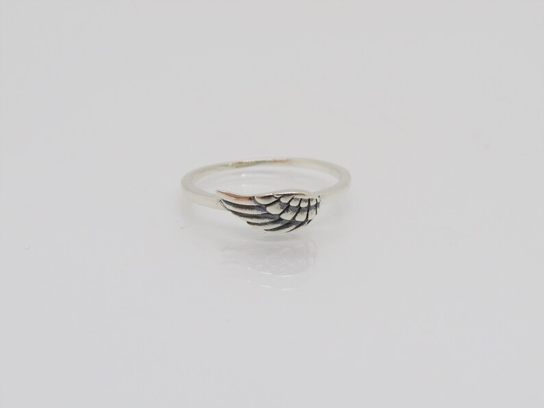 Vintage Sterling Silver Angel Wing Ring Size 7