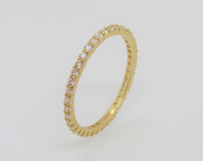 Vintage 14K Solid Yellow Gold White Topaz Eternity Band Ring Size 7
