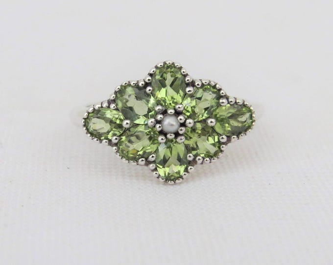 Vintage Sterling Silver Natural Peridot & Seed Pearl Cluster Ring Size 8